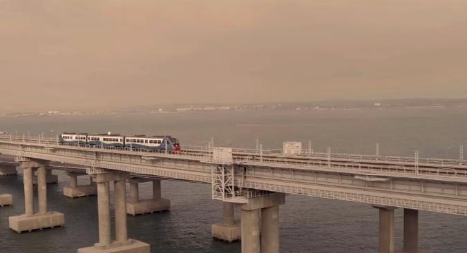 Крымский мост: как осуществляется переправа между двумя берегами